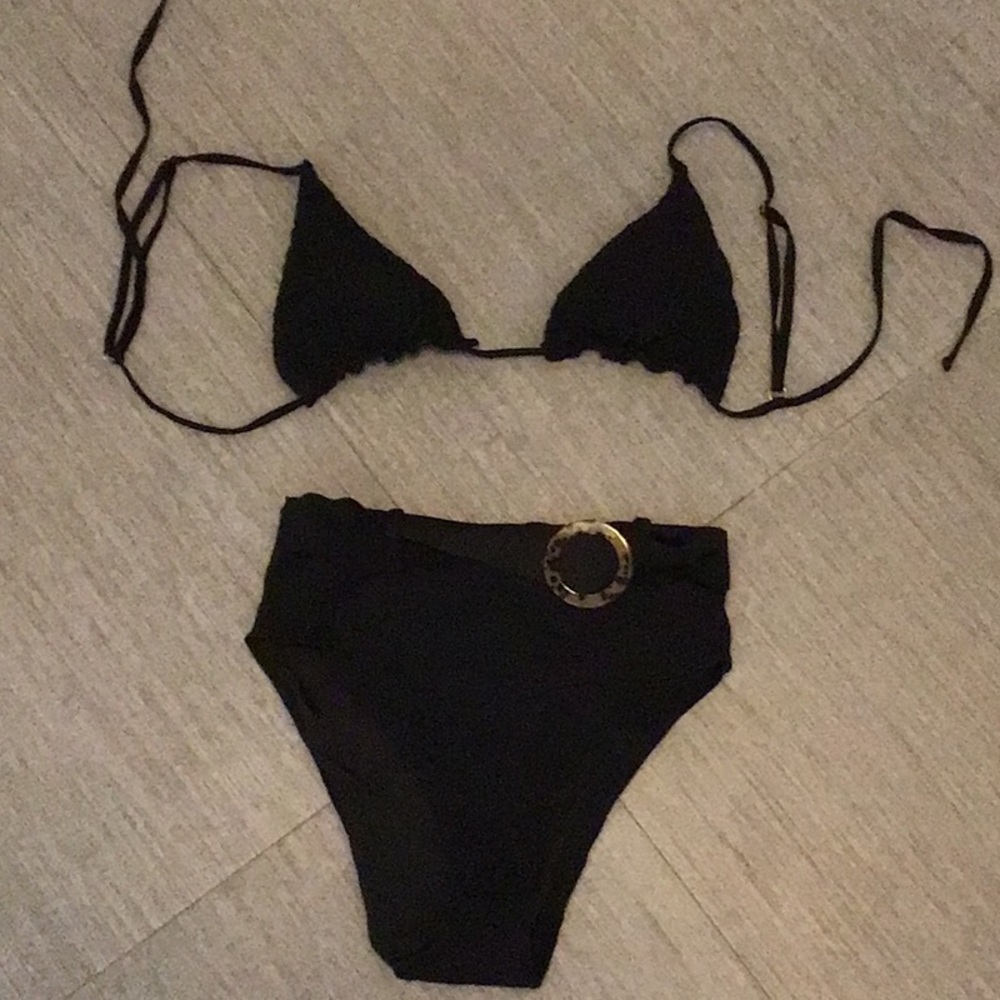 Black Bikini!